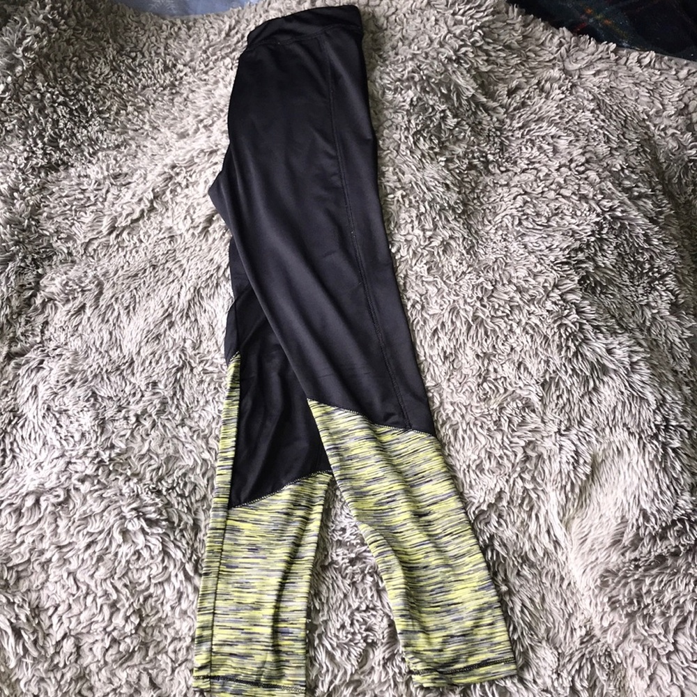 black champion leggings w green ankle detailing